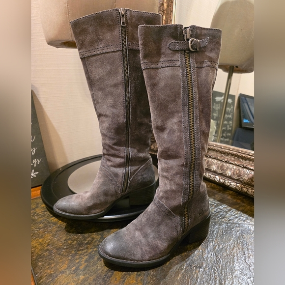 Born 'Fannar' Suede Distressed Gray Knee-High Riding Boots. Sz 6M - Picture 3 of 11